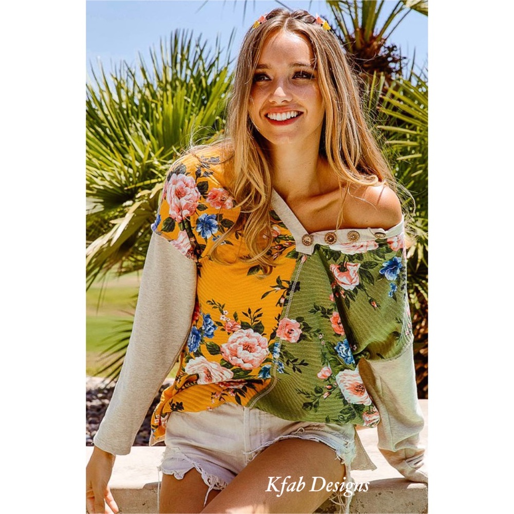 ❤️LAST ONE! V Neck Floral Soft Color Block Henley Top! - Picture 1 of 15
